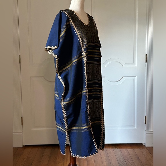 Hand Woven Mexican Huipil Dress. Oaxaca Huipil, handmade Boho, Vintage. - Picture 5 of 10